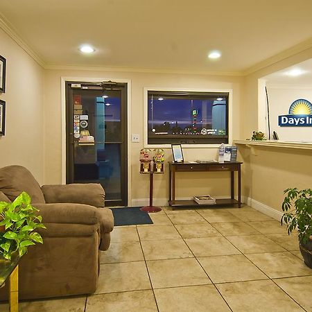 Days Inn Norman Luaran gambar